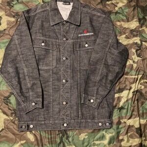 Men's 90s Rocawear denim‎ jacket with Rocawear embroidery size XL